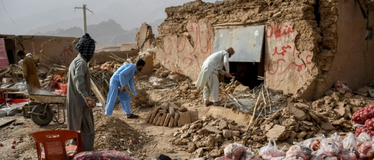 Dans les régions afghanes frappées par des séismes, l'angoisse de l'hiver