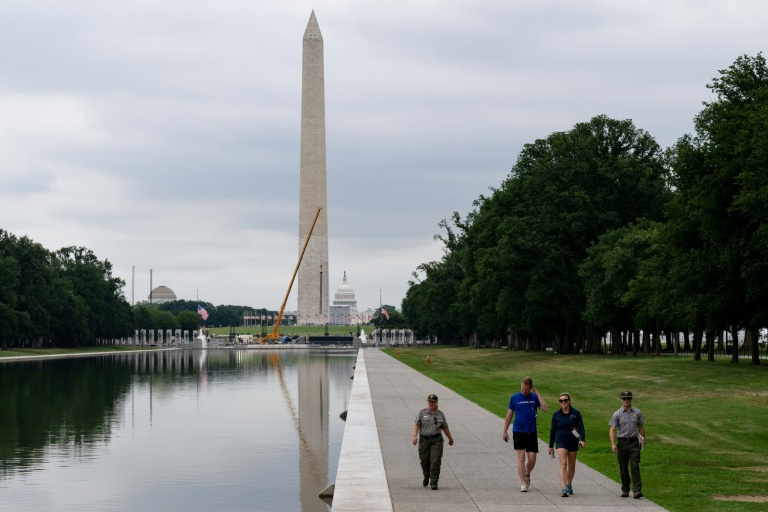 Le bassin de Washington cher à Trump vidé pour être réparé