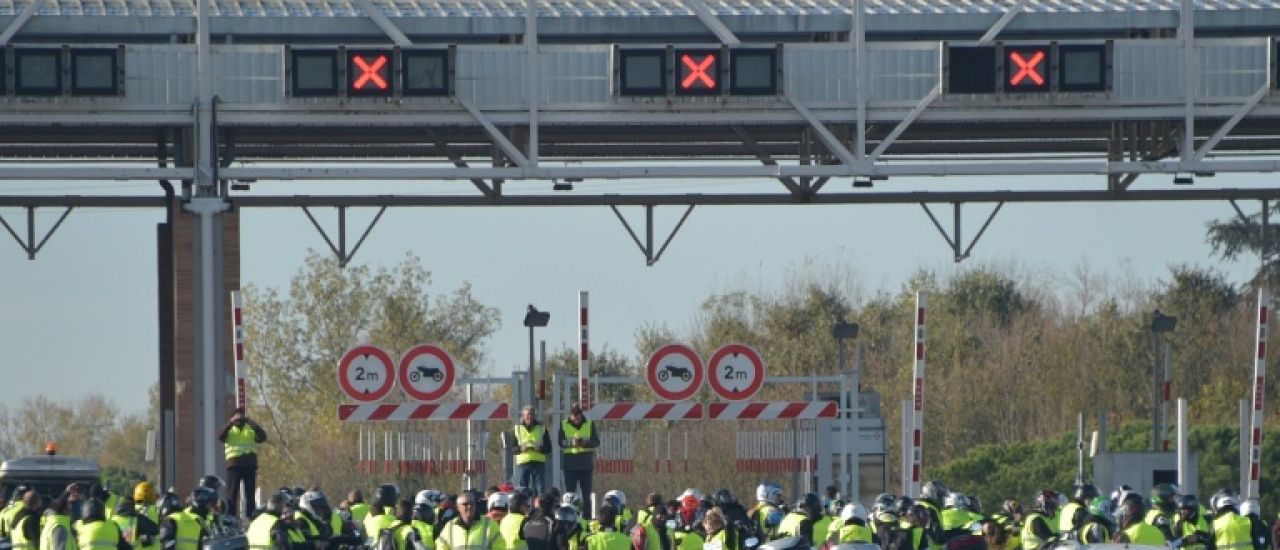 Avec "Les Braises" et "Dossier 137", l'irruption tardive des gilets jaunes au cinéma