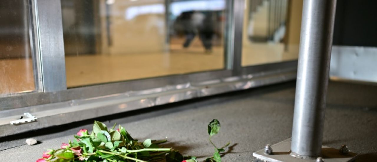 Suède : trois hommes condamnés pour complicité dans le meurtre du rappeur C. Gambino