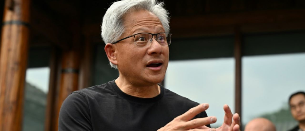 Le patron de Nvidia assure faire "de son mieux" pour fournir la Chine