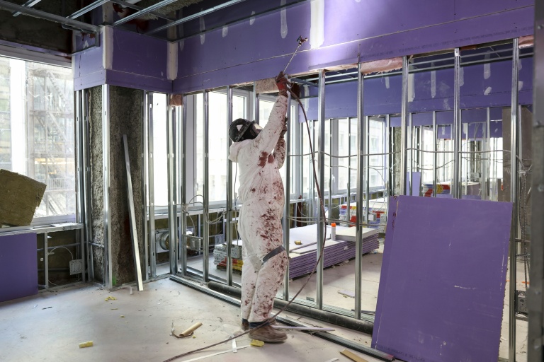 Face à la pénurie de logements, la conversion d'immeubles de bureaux s'intensifie à New York