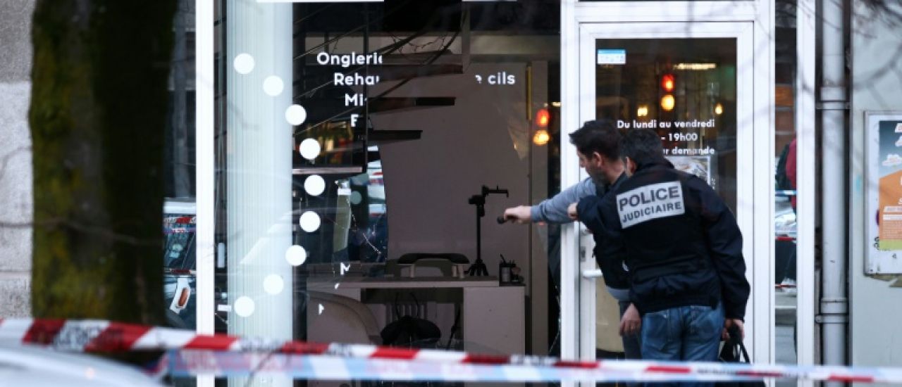 Explosion dans un commerce à Grenoble: trois suspects écroués