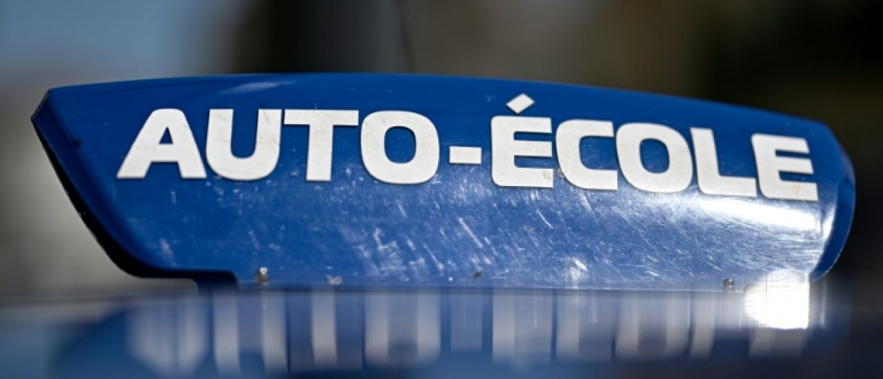 Places au permis de conduire: auto-écoles et inspecteurs vont poursuivre la mobilisation Places au permis de conduire: auto-écoles et inspecteurs vont poursuivre la mobilisation