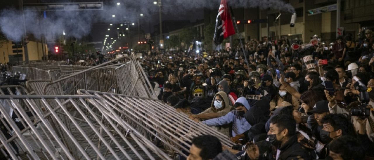 Pérou: au moins 19 blessés dans une manifestation antigouvernementale