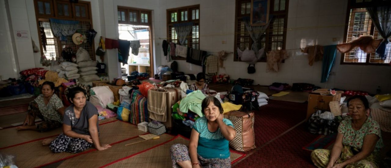 Birmanie: à Mandalay, le drame des déplacés face au conflit et aux ruines du séisme