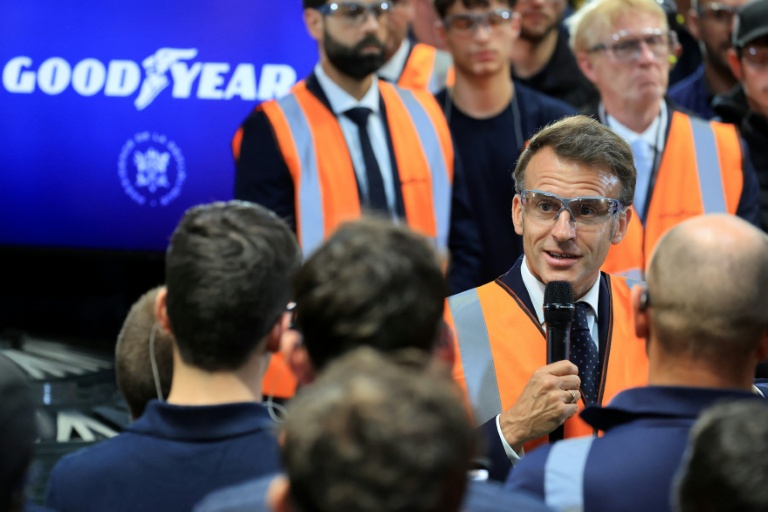 A Goodyear Amiens, Macron exhorte l'Europe à "mieux protéger" l'industrie
