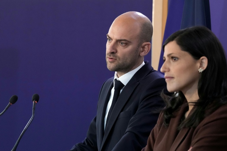 Le premier vol organisé pour rapatrier des Français du Moyen-Orient est arrivé à Paris