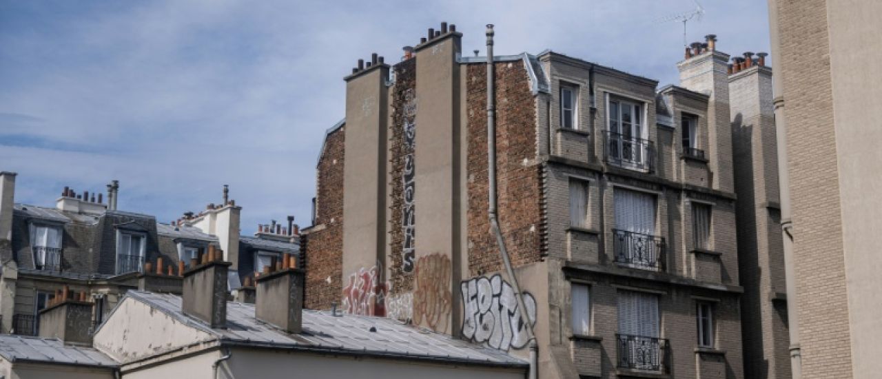 Climatisation, volets, arbres: les canicules à répétition s'invitent dans la recherche de logement