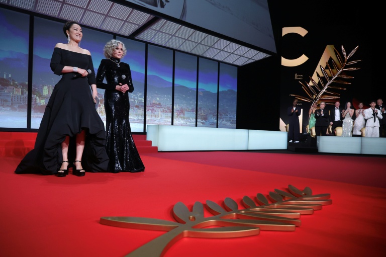 Le festival de Cannes s'ouvre en célébrant le cinéma comme "acte de résistance"