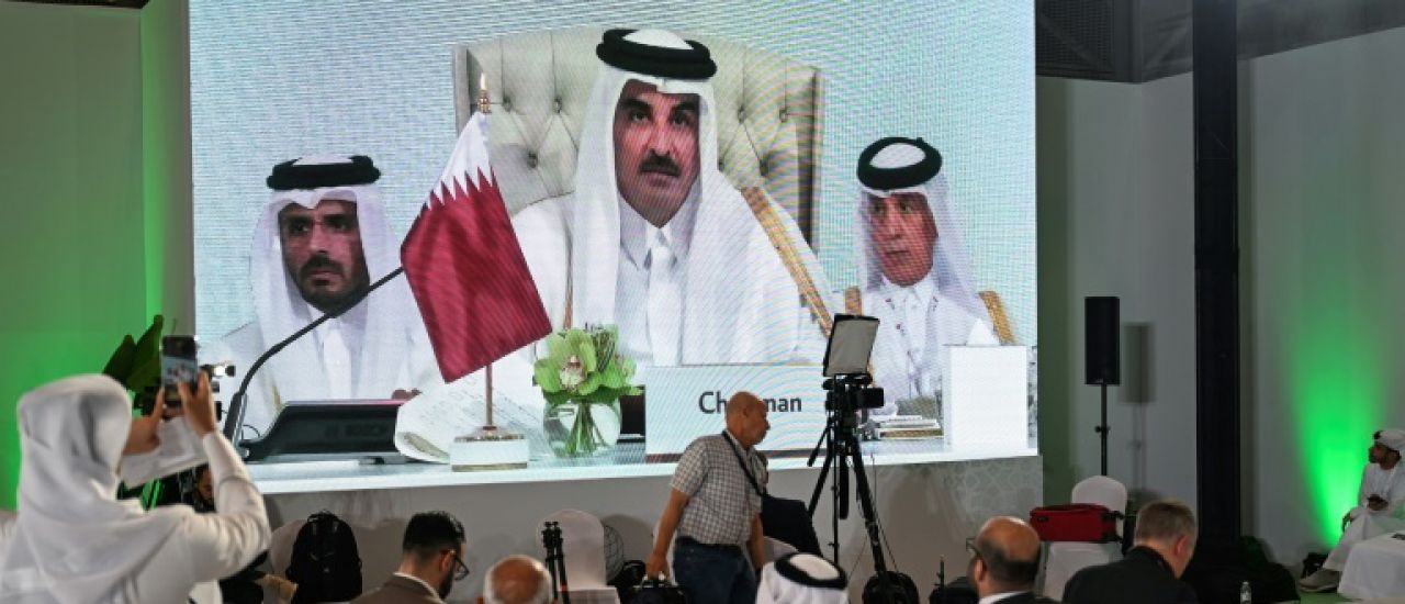 Attaque au Qatar: les dirigeants arabes et musulmans appellent à "revoir" les liens diplomatiques avec Israël