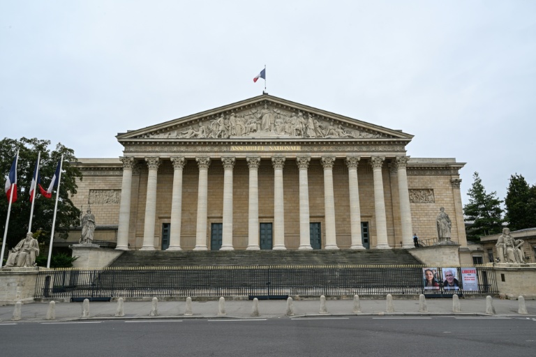Dépenses militaires: l'Assemblée approuve 36 milliards de plus, suite des débats en suspens