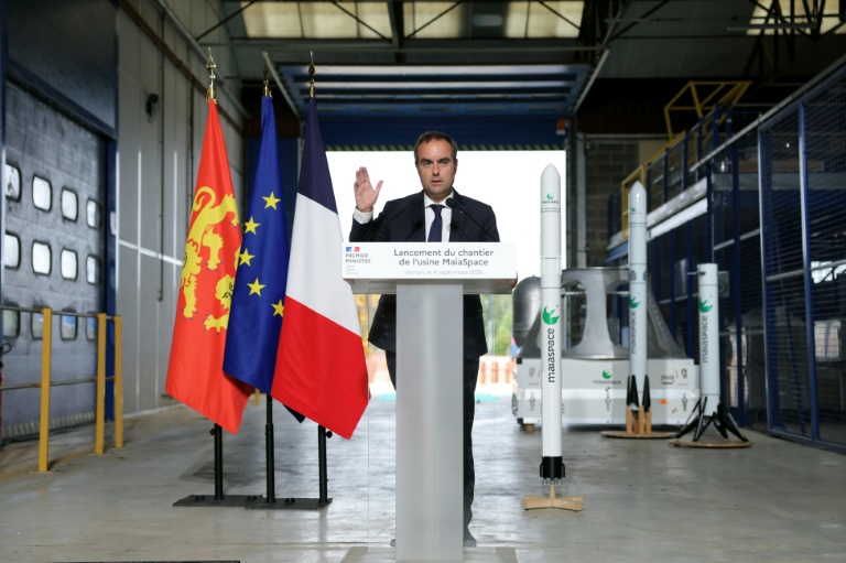 Lecornu inaugure l'usine de fusées réutilisables de MaiaSpace où l'Etat "joue gros"