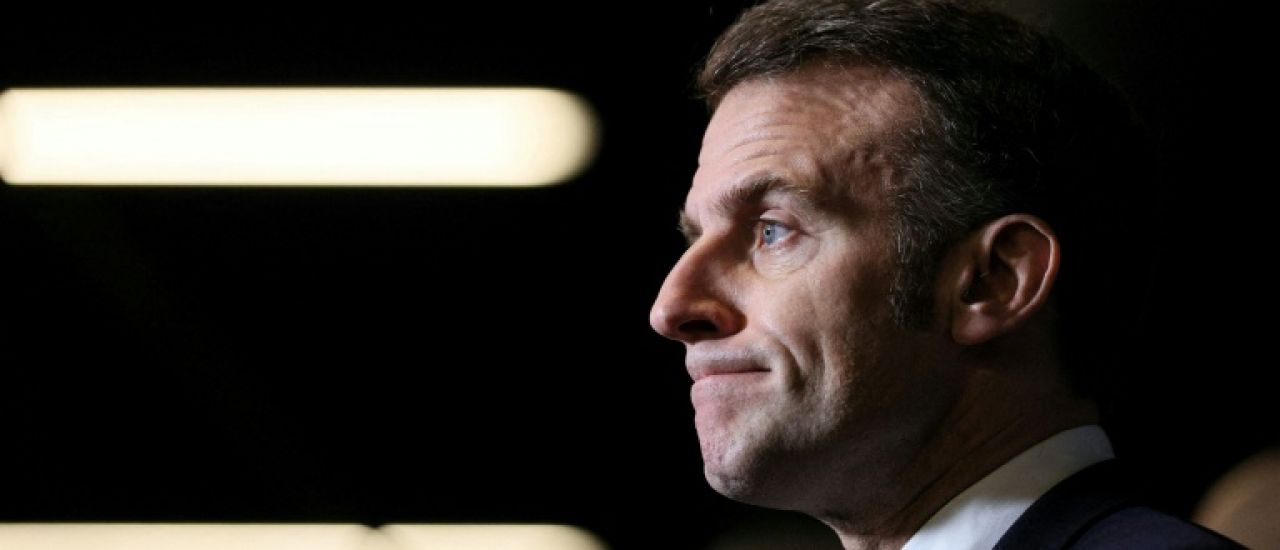 Emmanuel Macron déambule sans heurts majeurs dans un Salon sans vache