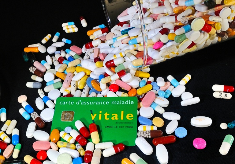 Maladies chroniques: trop de patients "décrochent" de leur traitement, alertent des experts