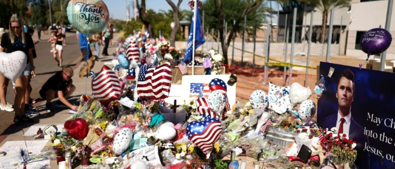 L'ADN retrouvé sur la scène du meurtre de Charlie Kirk est celui du suspect, annonce le FBI