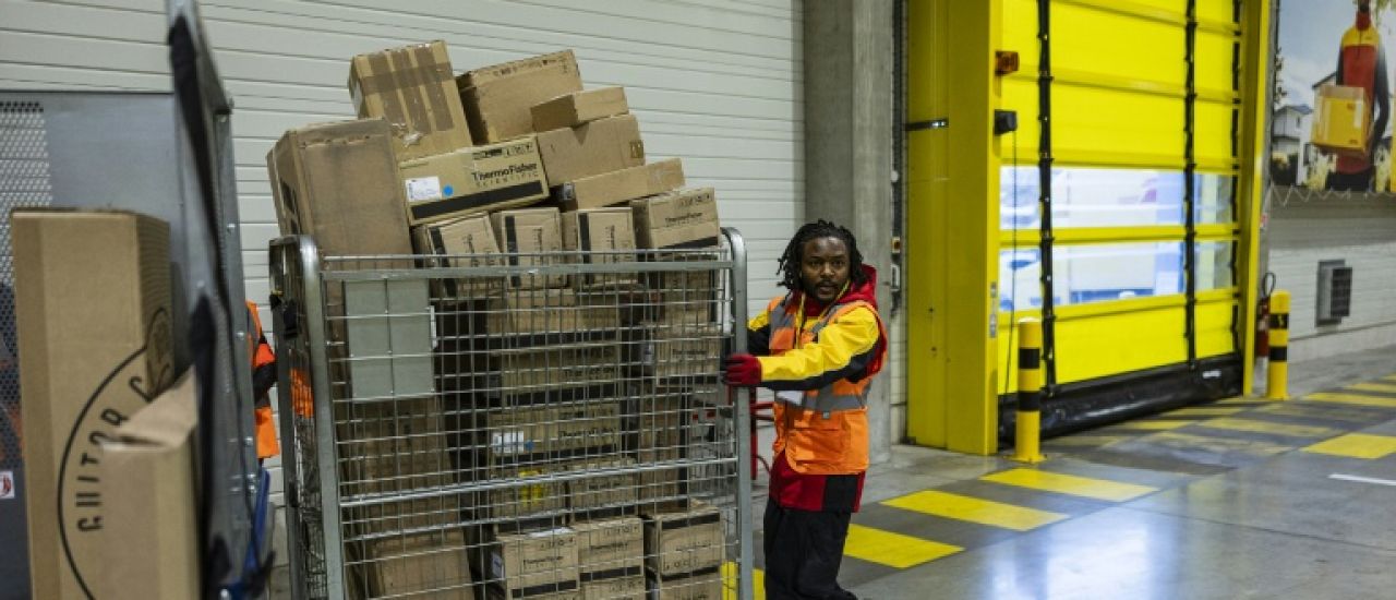 Les députés approuvent la mise en place d'une taxe de deux euros pour les "petits colis"