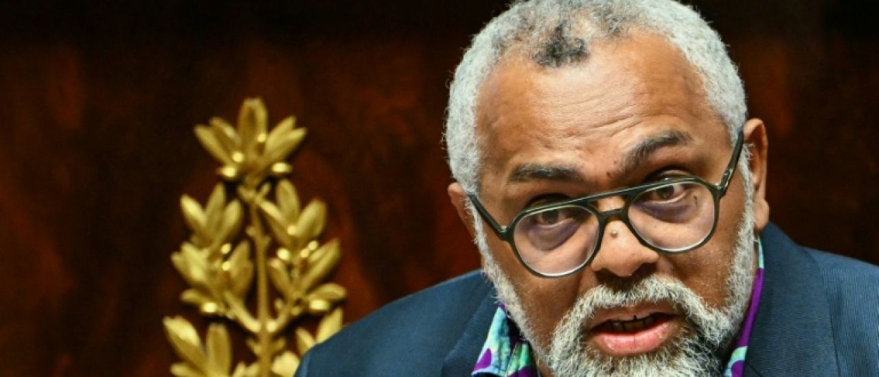 Nouvelle-Calédonie: le Parlement acte le report des élections, avant de rouvrir le sensible dossier institutionnel Nouvelle-Calédonie: le Parlement acte le report des élections, avant de rouvrir le sensible dossier institutionnel