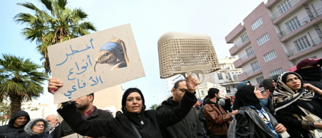 Tunisie: plus de 2.000 personnes manifestent contre "les injustices"