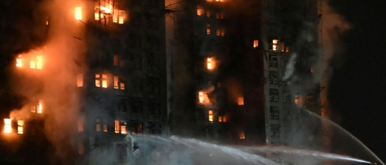 A Hong Kong, l'attente angoissante devant le brasier