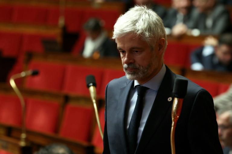Budget: "Il ne serait pas sérieux de faire tomber le gouvernement" dans ce contexte international, affirme Wauquiez