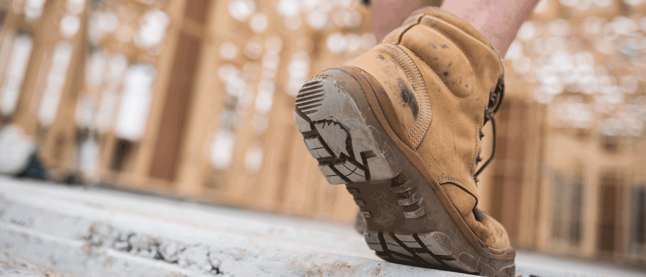 Izome, des chaussures connectées adaptées aux travailleurs isolés