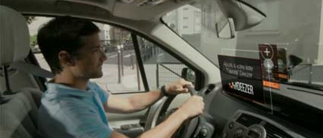 Une voiture connectée pour tous les usagers