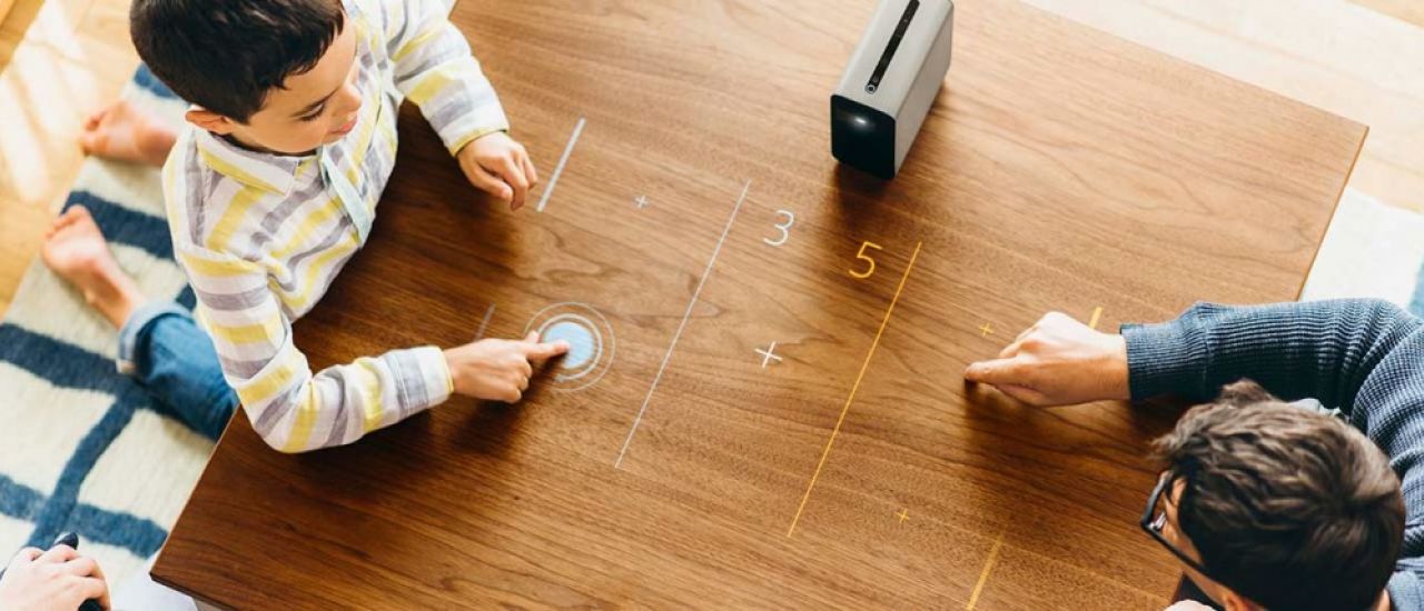 Sony Xperia Touch : transformez votre bureau en écran tactile