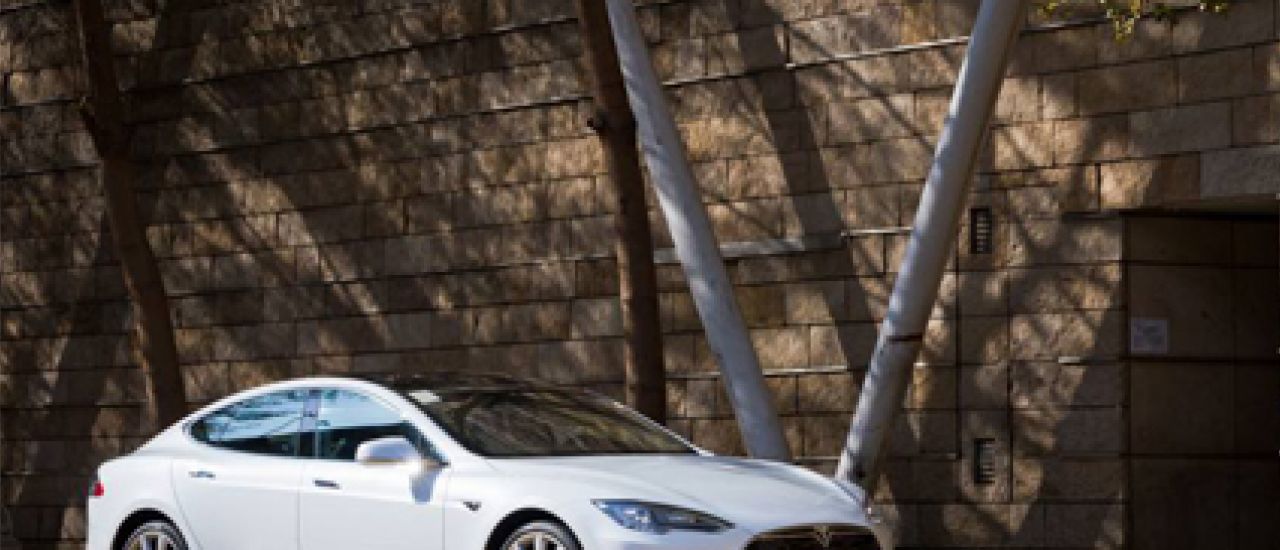 Tesla : des voitures électriques, connectées et performantes