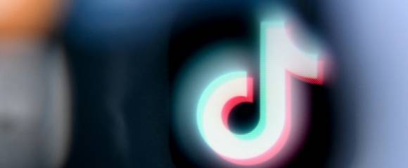 Le géant de la tech Meta et l'application TikTok vont interdire aux moins de 16 ans d'accéder à leurs services en Australie, conformément aux exigences de Canberra Le géant de la tech Meta et l'application TikTok vont interdire aux moins de 16 ans d'accéder à leurs services en Australie, conformément aux exigences de Canberra