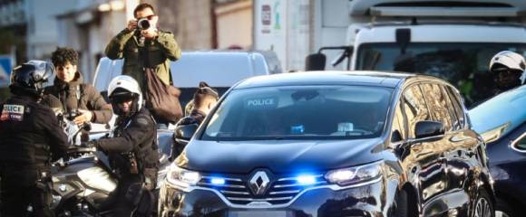 L'ancien président Nicolas Sarkozy arrive à bord d'un véhicule de police à la prison de La Santé pour y être incarcéré, le 21 octobre 2025 à Paris L'ancien président Nicolas Sarkozy arrive à bord d'un véhicule de police à la prison de La Santé pour y être incarcéré, le 21 octobre 2025 à Paris