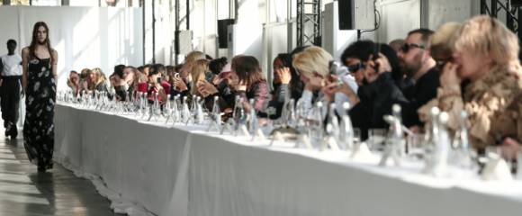 Le défilé printems-été 2026 ALAINPAUL lors de la Fashion Week de Paris, le 1er octobre 2025 Le défilé printems-été 2026 ALAINPAUL lors de la Fashion Week de Paris, le 1er octobre 2025