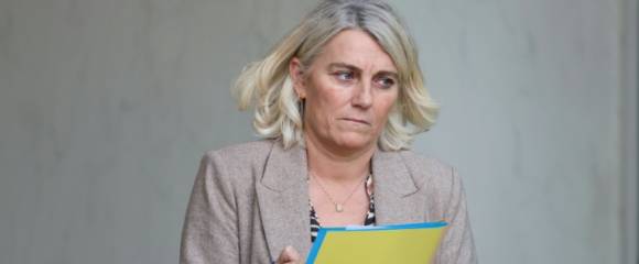 La ministre de la Santé Stéphanie Rist quitte le palais de l'Elysée après le conseil des ministres le 22 octobre 2025 à Paris La ministre de la Santé Stéphanie Rist quitte le palais de l'Elysée après le conseil des ministres le 22 octobre 2025 à Paris