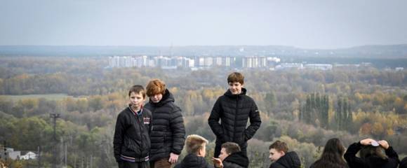 Des jeunes Russes dans la ville de Vladimir, le 9 octobre 2025 Des jeunes Russes dans la ville de Vladimir, le 9 octobre 2025