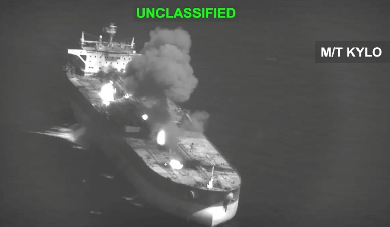 Capture d'écran réalisée le 5 septembre 2026 à partir d'une vidéo diffusée par le Commandement central des États-Unis (Centcom) sur X montrant ce que le Centcom présente comme une frappe des forces armées américaines contre un pétrolier iranien, dans le golfe d'Oman, le 5 septembre 2026