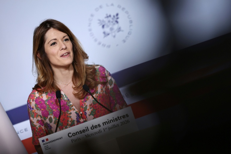 La porte-parole du gouvernement, Maud Brégeon, s'exprime lors d'une conférence de presse au palais de l'Elysée, à Paris, le 1er juillet 2026