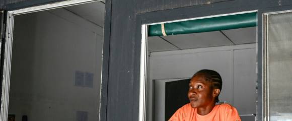 Marie Godo, une ancienne migrante ivoirienne, dans sa maison à Daloa, en Côte d'Ivoire, le 10 octobre 2025 Marie Godo, une ancienne migrante ivoirienne, dans sa maison à Daloa, en Côte d'Ivoire, le 10 octobre 2025