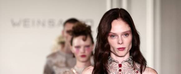 La mannequin canadienne Coco Rocha au défilé Weinsanto, lors de la Fashion Week de Paris, le 29 septembre 2025 La mannequin canadienne Coco Rocha au défilé Weinsanto, lors de la Fashion Week de Paris, le 29 septembre 2025