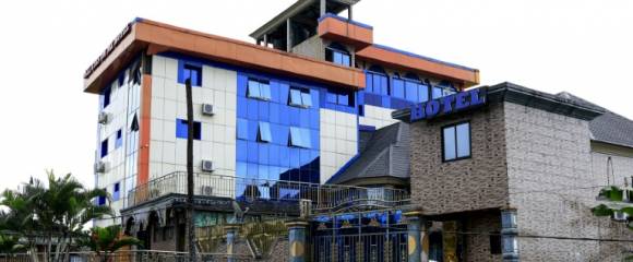 L'hôtel All Eyes On Me à Idenau, le 4 octobre 2025 au Cameroun L'hôtel All Eyes On Me à Idenau, le 4 octobre 2025 au Cameroun