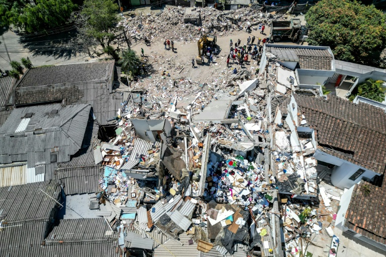 Vue aérienne des dommages après le séisme, à Pereira en Colombie, le 13 août 2026