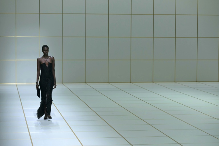 Défilé de la collection printemps-été Giorgio Armani lors de la semaine de la mode, le 27 septembre 2026 à Milan