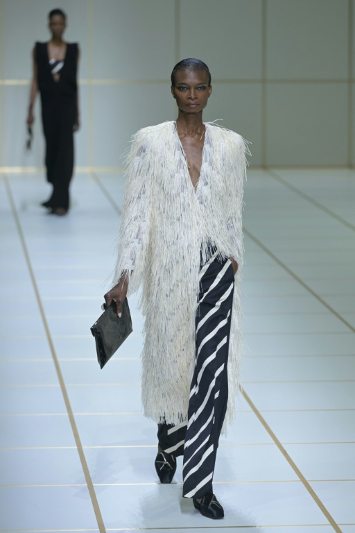 Défilé de la collection printemps-été Giorgio Armani lors de la semaine de la mode, le 27 septembre 2026 à Milan