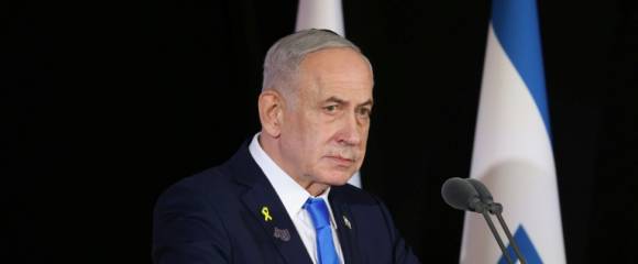 Le Premier ministre israélien Benjamin Netanyahu participe à une cérémonie commémorative nationale en hommage aux soldats tombés au combat pendant les deux années de guerre à Gaza, au cimetière militaire du Mont Herzl à Jérusalem, le 16 octobre 2025 Le Premier ministre israélien Benjamin Netanyahu participe à une cérémonie commémorative nationale en hommage aux soldats tombés au combat pendant les deux années de guerre à Gaza, au cimetière militaire du Mont Herzl à Jérusalem, le 16 octobre 2025