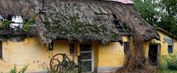 Une vieille maison à Mezokeresztes, dans le nord-est de la Hongrie, le 25 septembre 2025 Une vieille maison à Mezokeresztes, dans le nord-est de la Hongrie, le 25 septembre 2025