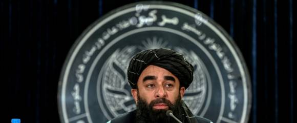 Le porte-parole du gouvernement taliban, Zabihullah Mujahid, s'exprime lors d'une conférence de presse, le 12 octobre 2025 à Kaboul Le porte-parole du gouvernement taliban, Zabihullah Mujahid, s'exprime lors d'une conférence de presse, le 12 octobre 2025 à Kaboul