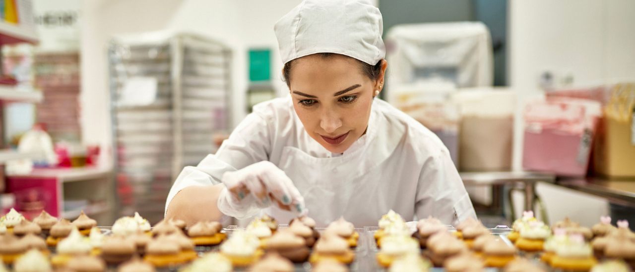 Ouvrir une pâtisserie : étapes, budget et matériel de pâtisserie