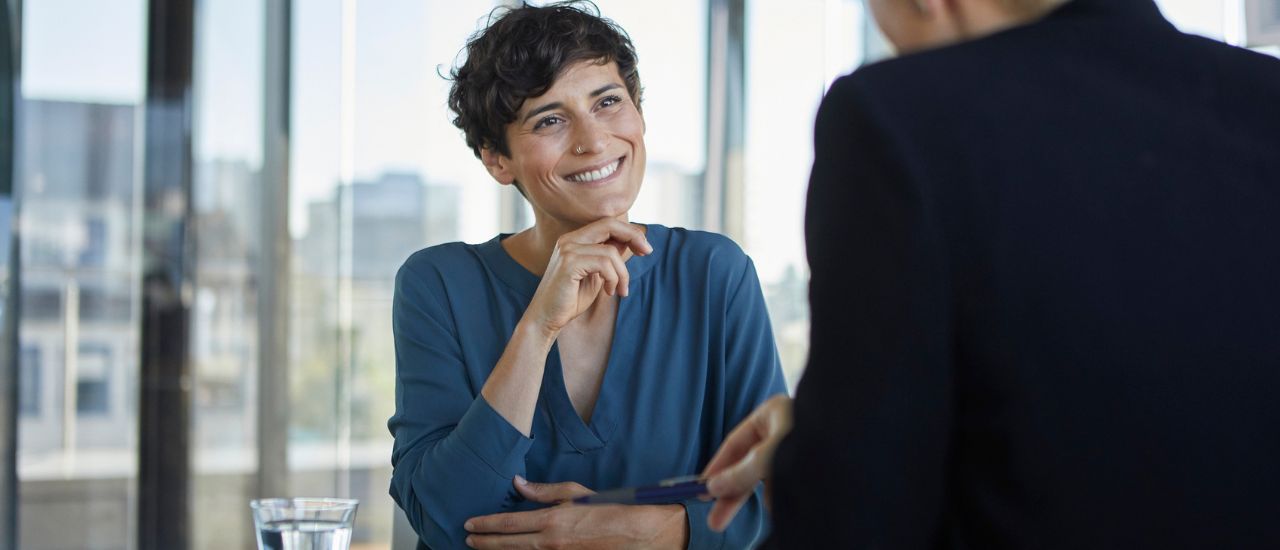 Entretien annuel vs entretien professionnel : quelles sont les différences ?