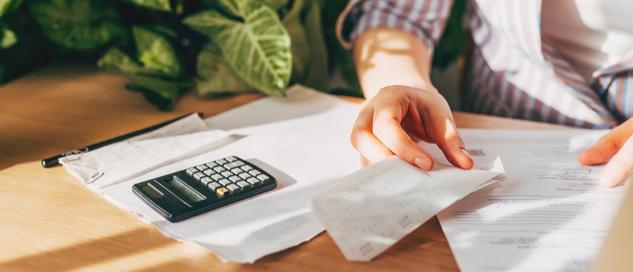 Débours ou refacturation de frais : comment choisir ?