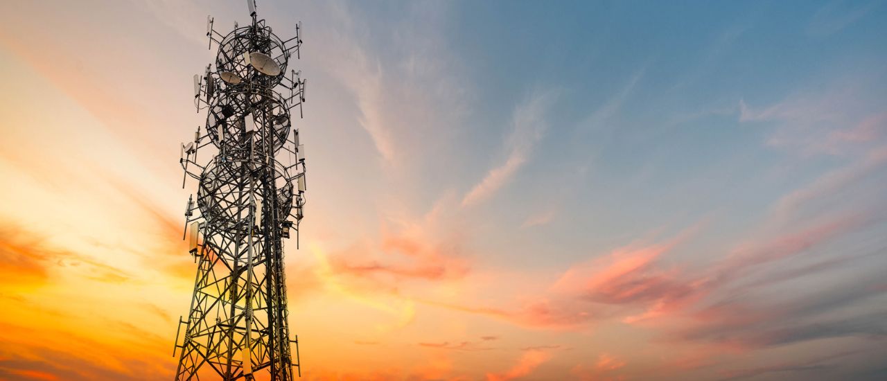 Fibre, satellite, 4G fixe : quelle technologie d'accès à Internet choisir ?