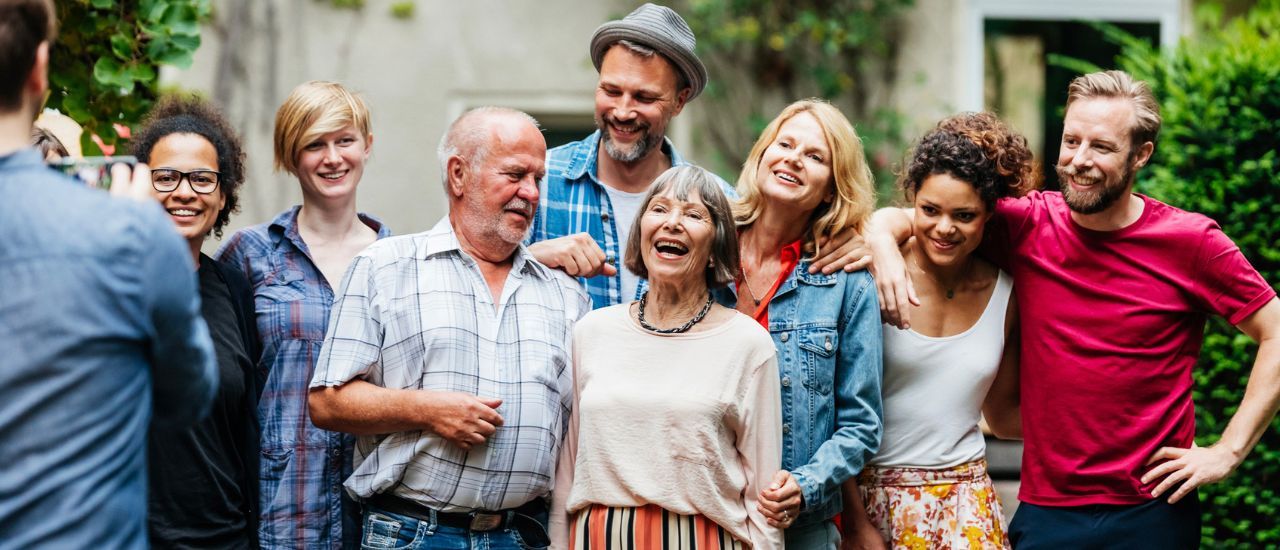 Société en nom collectif (SNC) : définition, avantages et inconvénients 